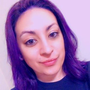 Meet your Posher, Angela